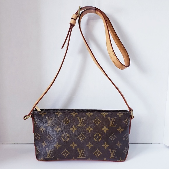 Louis Vuitton Handbags - Louis Vuitton Trotteur Crossbody SD0052